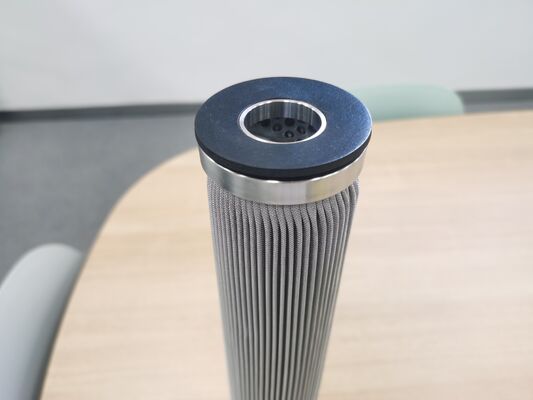 उच्च तापमान, दबाव और संक्षारण प्रतिरोध के साथ स्टेनलेस स्टील सिंटर फाइबर फील्ड फिल्टर कारतूस