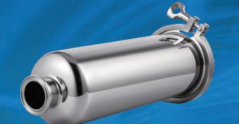 जीबी150-2011 मानकों के अनुरूप अपफ्लो-इन-डाउनफ्लो-आउट डिजाइन के साथ सैनिटरी ग्रेड पाइपलाइन फिल्टरेशन डिवाइस