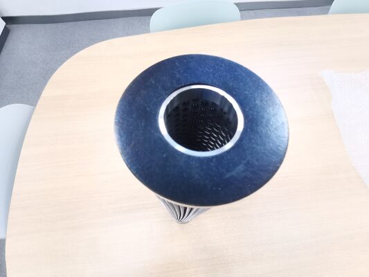 उच्च तापमान, दबाव और संक्षारण प्रतिरोध के साथ स्टेनलेस स्टील सिंटर फाइबर फील्ड फिल्टर कारतूस